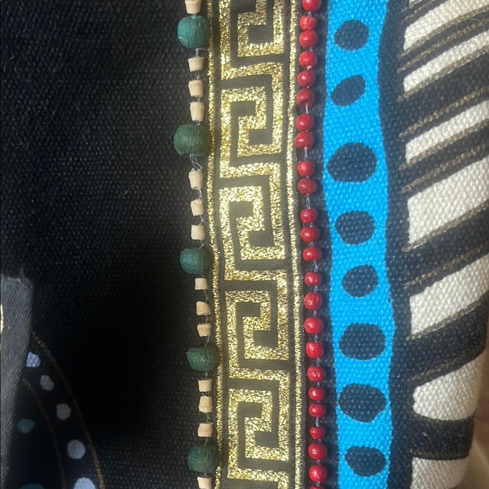 Laurel Burch Black and Blue Tote with Chevron Pattern in a pristine condition - Picture 5 of 12
